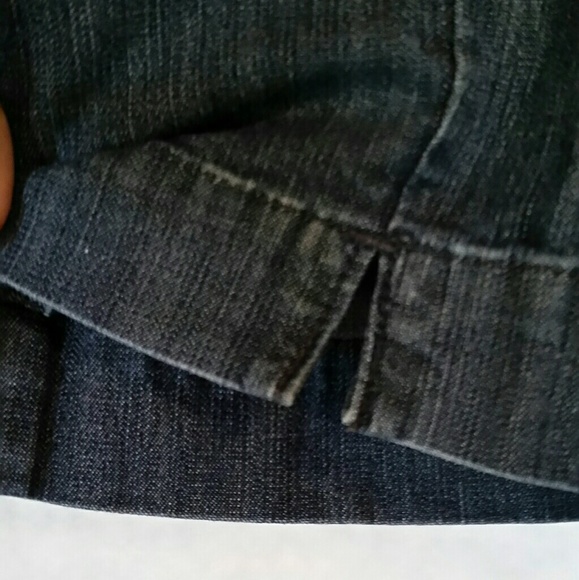 Lee capris - Picture 6 of 6